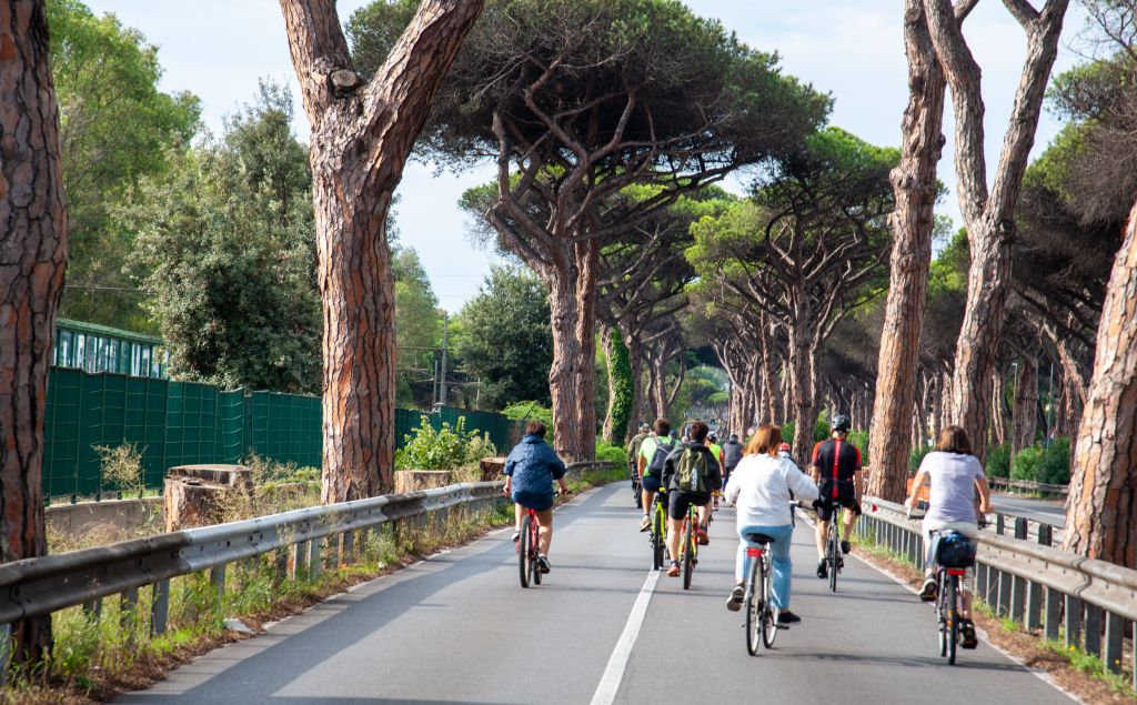 La via Ostiense ciclabile: si conclude la settimana europea della mobilit